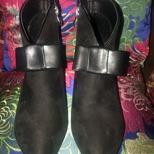 Women’s black faux suede kitten heel boots